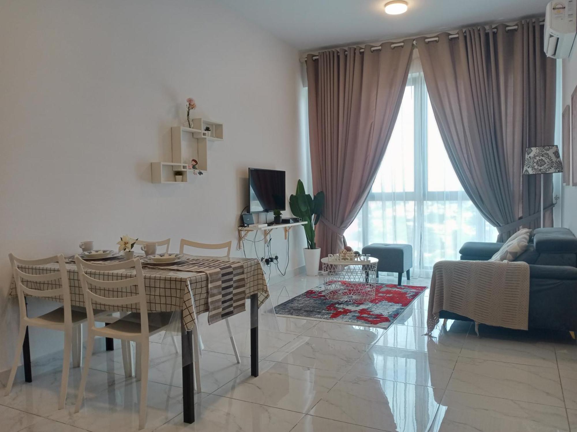Prestige Troika Luxury Stay Kota Bharu Zimmer foto